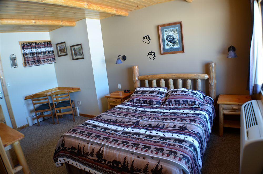 Rice Lake Curriers Lakeview Lodge מראה חיצוני תמונה