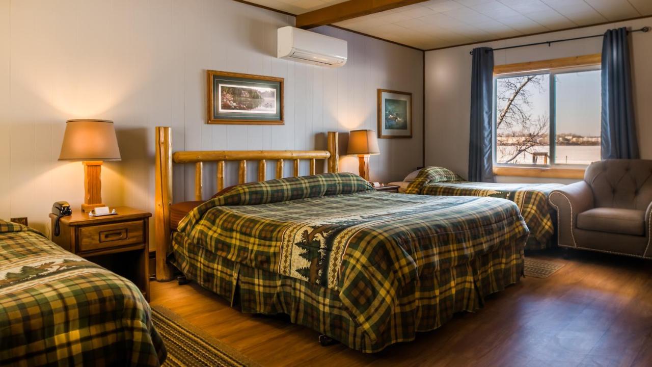 Rice Lake Curriers Lakeview Lodge חדר תמונה