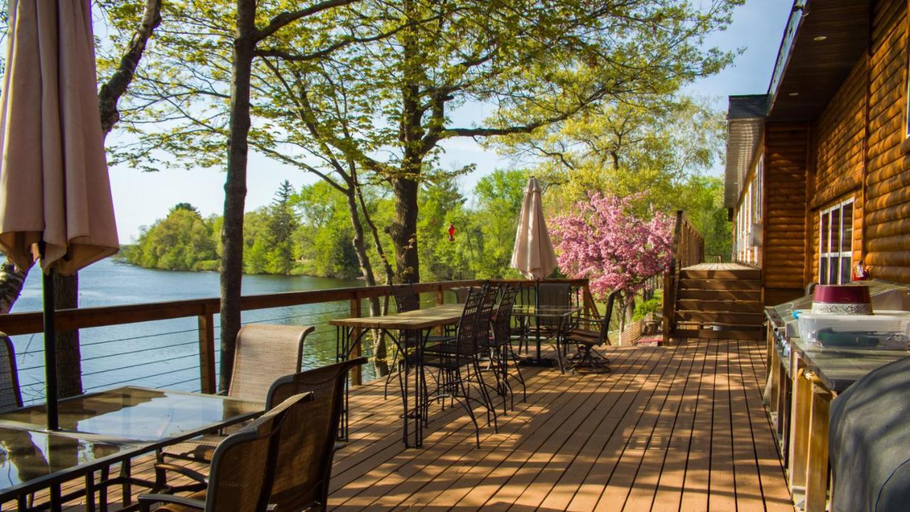 Rice Lake Curriers Lakeview Lodge מראה חיצוני תמונה