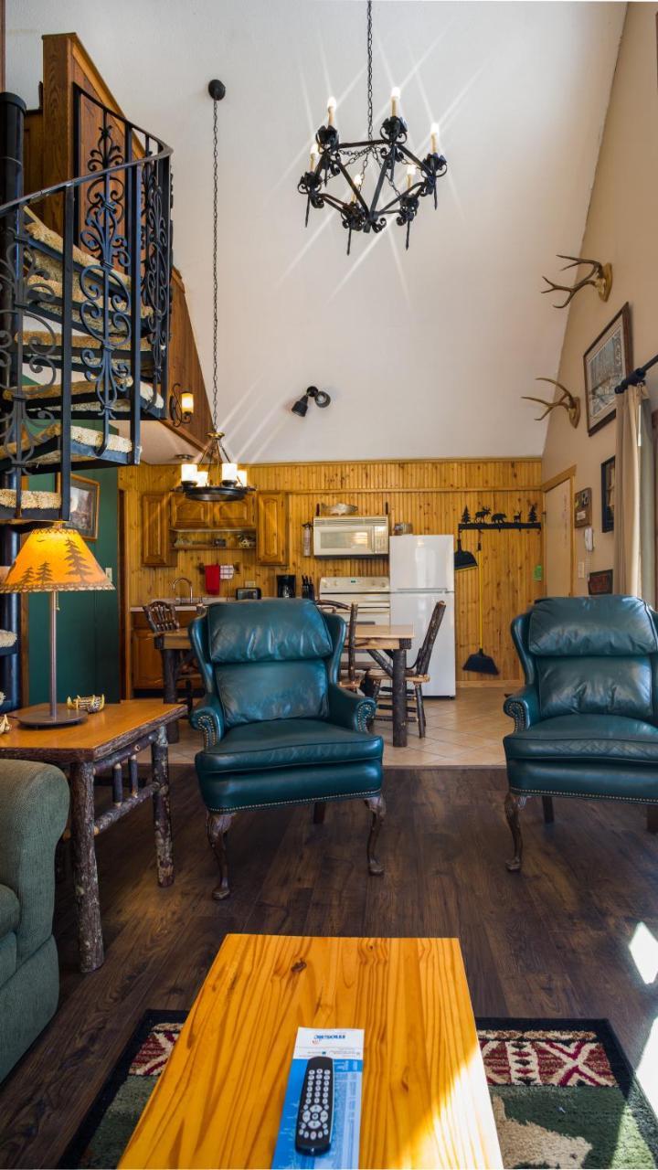 Rice Lake Curriers Lakeview Lodge חדר תמונה