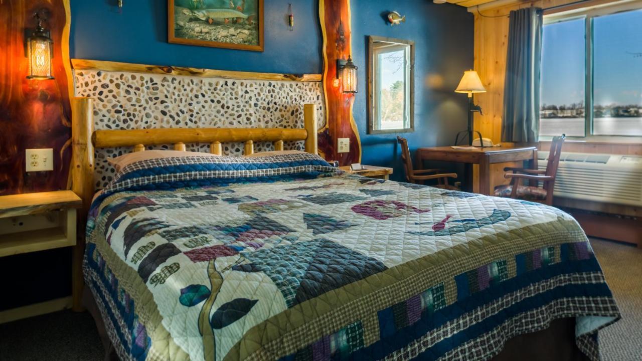 Rice Lake Curriers Lakeview Lodge מראה חיצוני תמונה